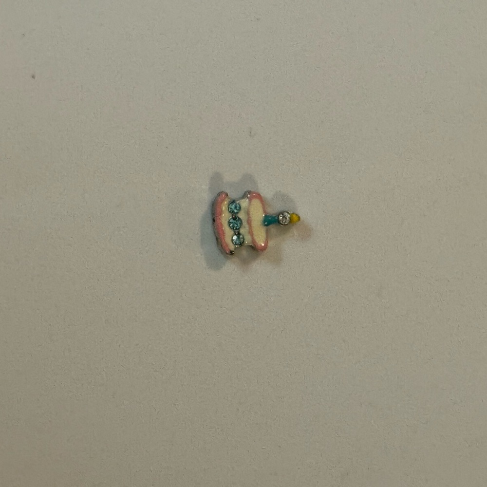Origami Owl Pink Birthday Cake Charm